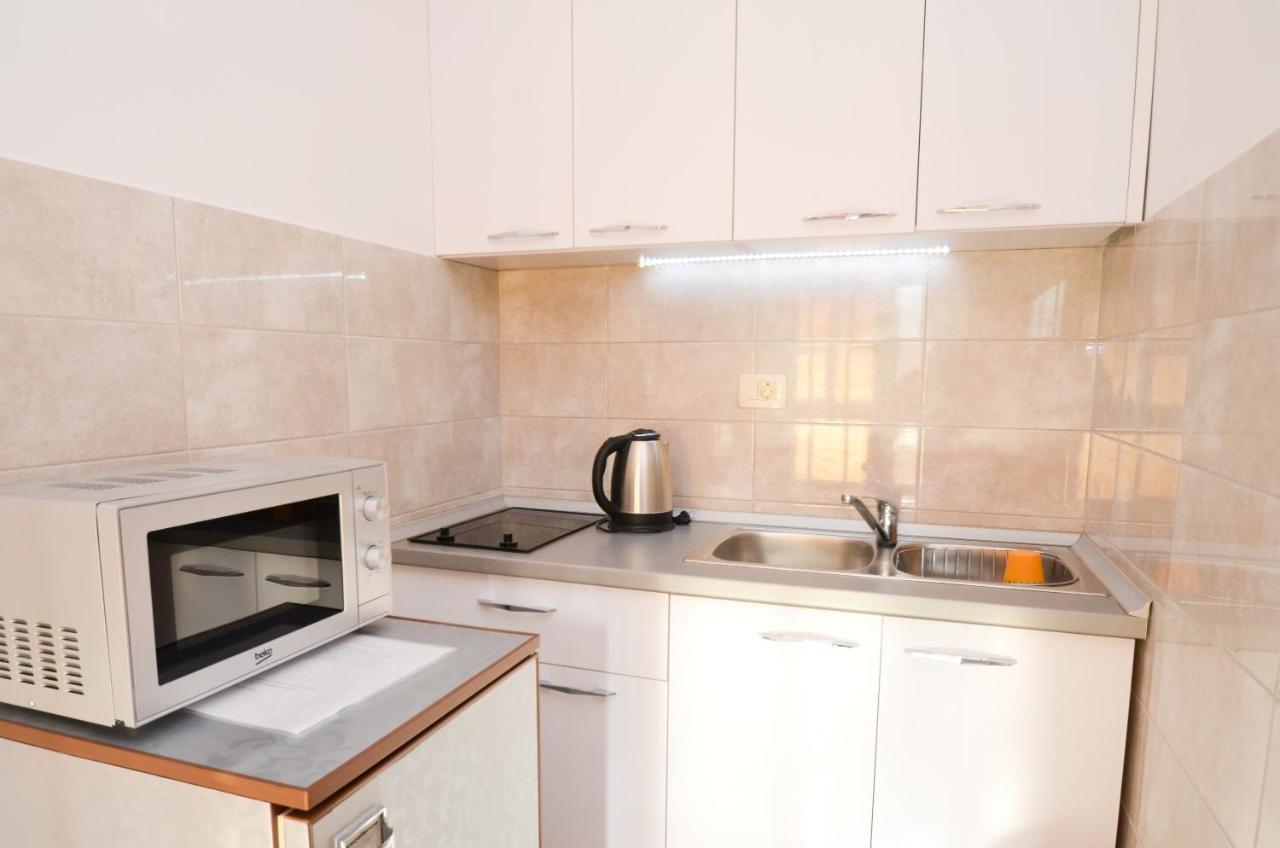 Apartment The Sea Coast Kotor Bagian luar foto