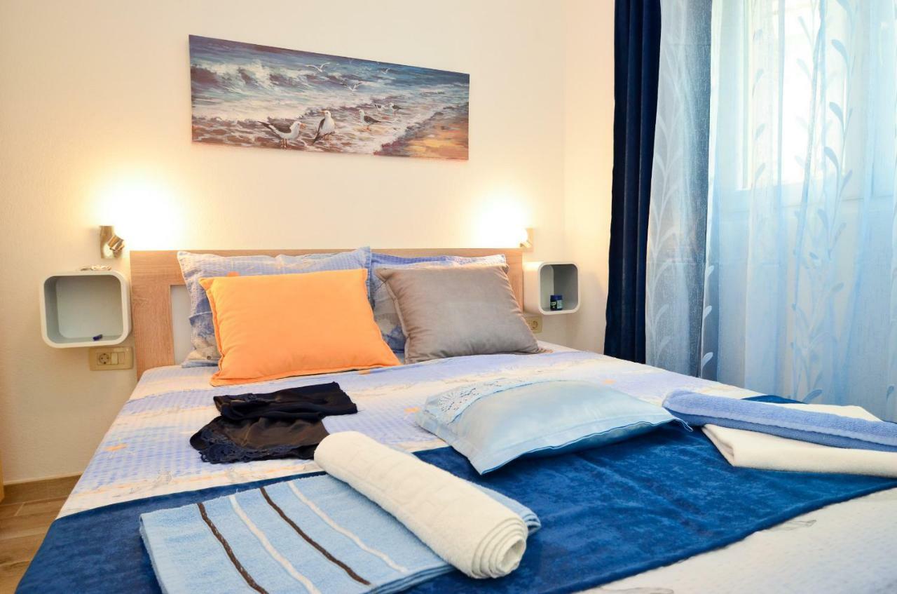 Apartment The Sea Coast Kotor Bagian luar foto