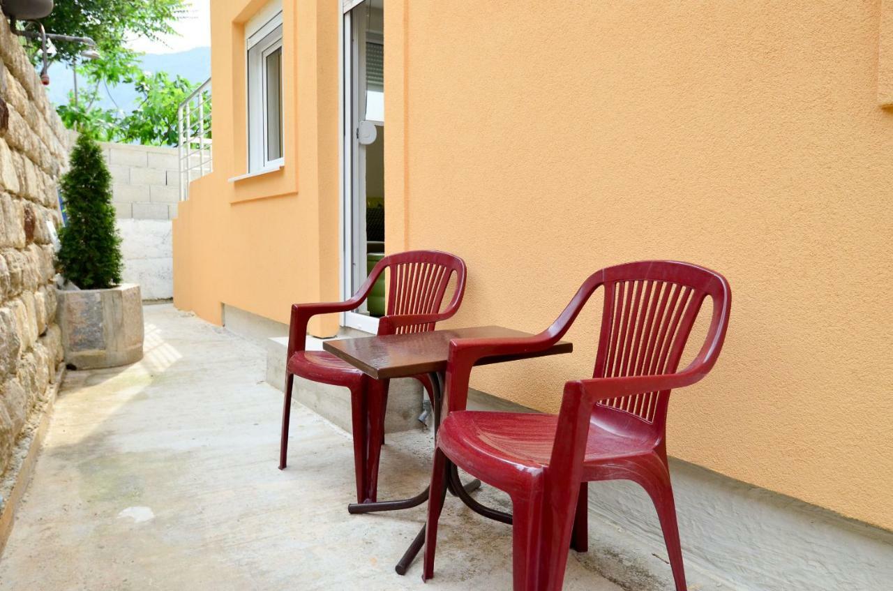 Apartment The Sea Coast Kotor Bagian luar foto