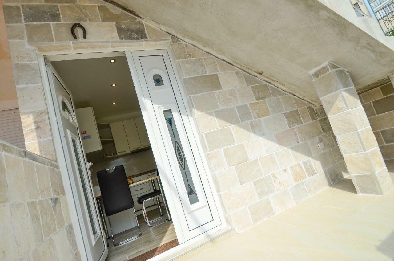 Apartment The Sea Coast Kotor Bagian luar foto