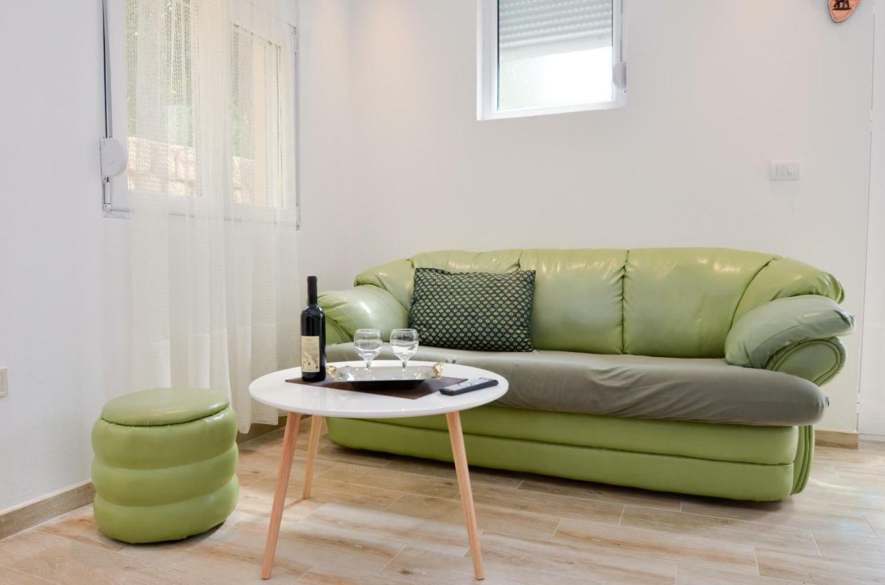 Apartment The Sea Coast Kotor Bagian luar foto