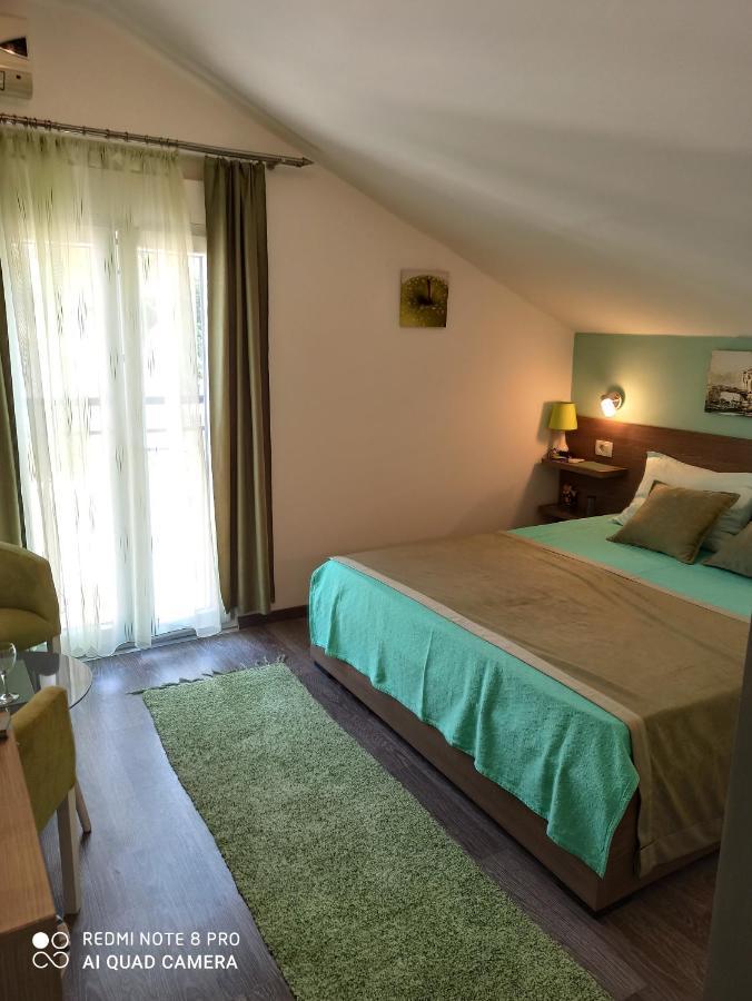Apartment The Sea Coast Kotor Bagian luar foto